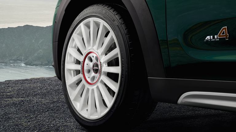 John Cooper Works Pro light alloy wheels