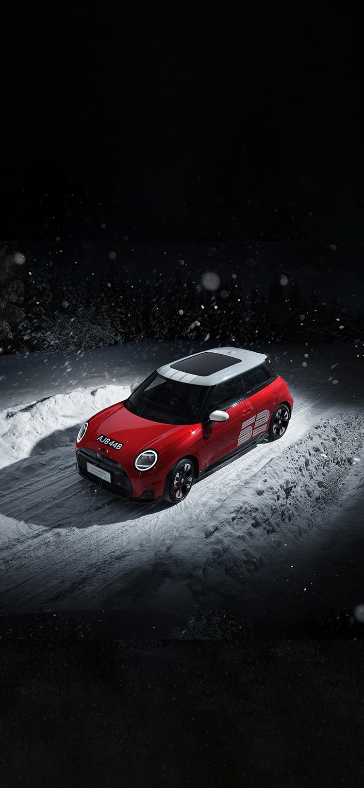 全新电动MINI JCW 蒙特卡洛之夜 60周年纪念版