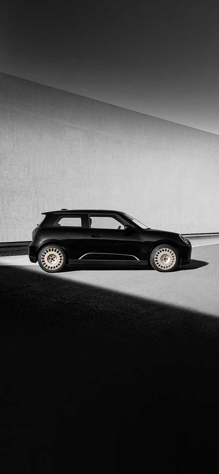 电动 MINI COOPER 子夜黑车色