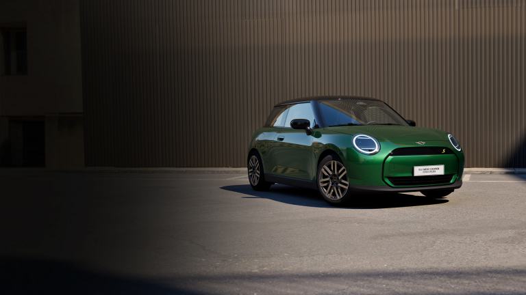 电动 MINI COOPER 经典派 PLUS