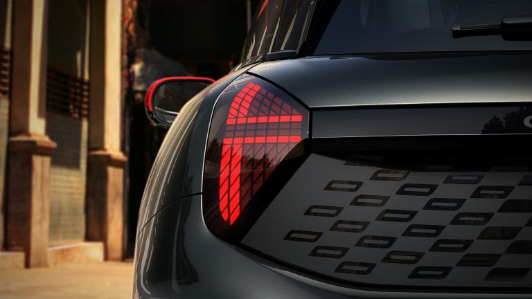 JCW 尾门压花暗纹