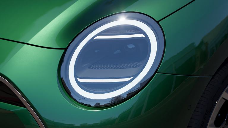 MINI all-electric - exterior - LED headlights