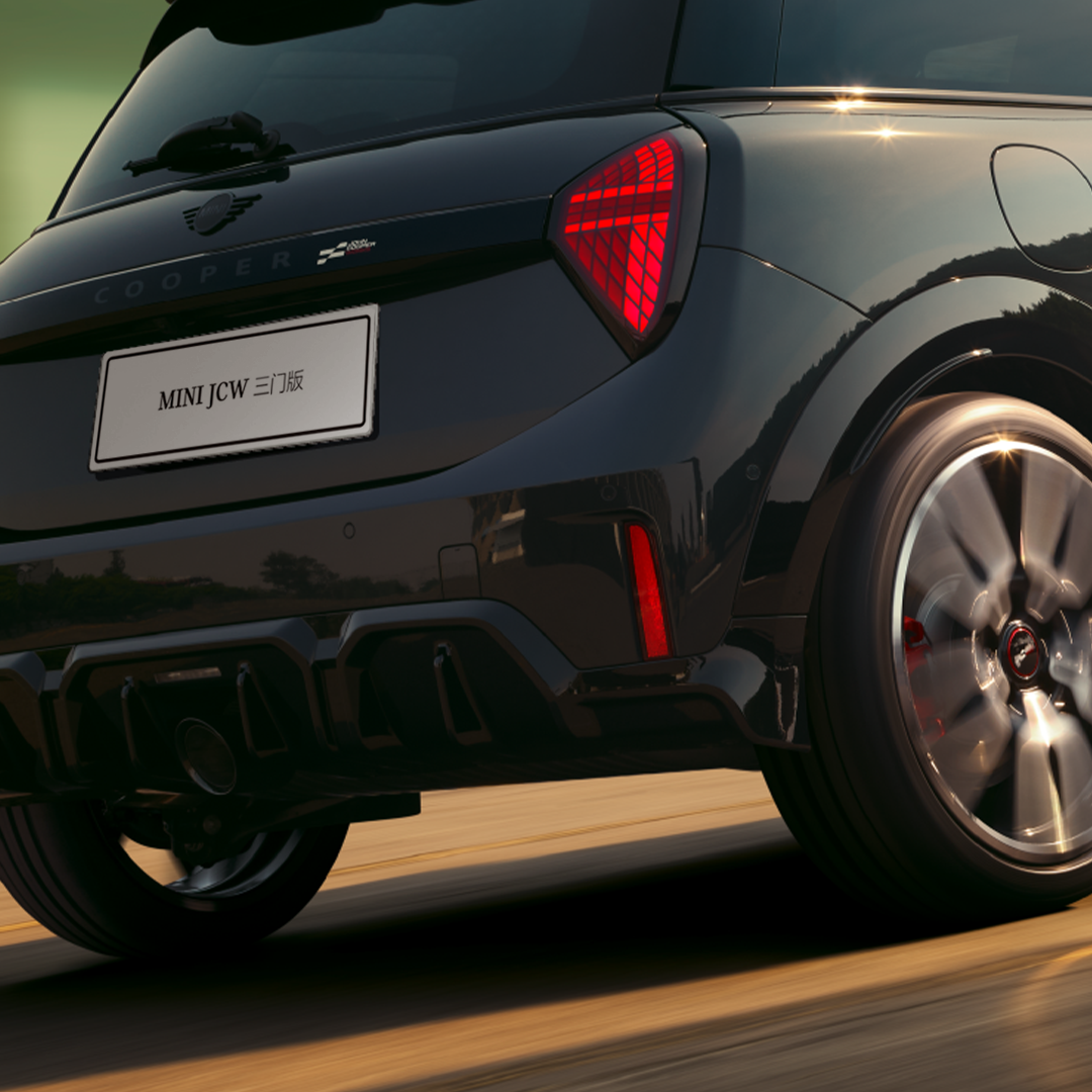 MINI JCW 三门版 | MINI中国官网
