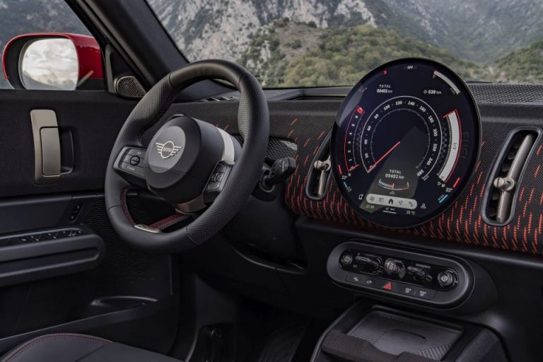 MINI Countryman - interior - wheel